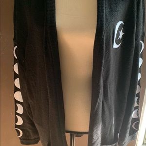 Hot Topic Women's Plus Crescent Moon Open Hood Cardigan MP0 Black Size 2X